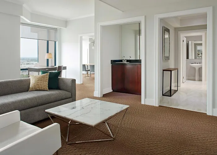 Sheraton Parkway Toronto North Hotel & Suites
